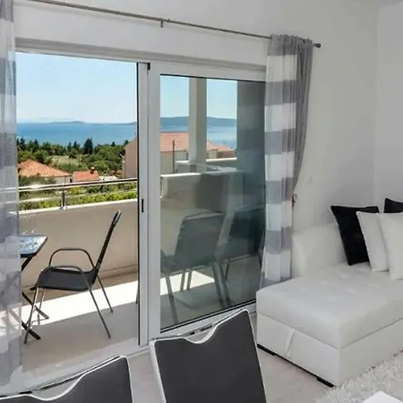 Family Friendly With A Swimming Pool Seget Vranjica, Trogir - 12476 Seget Donji